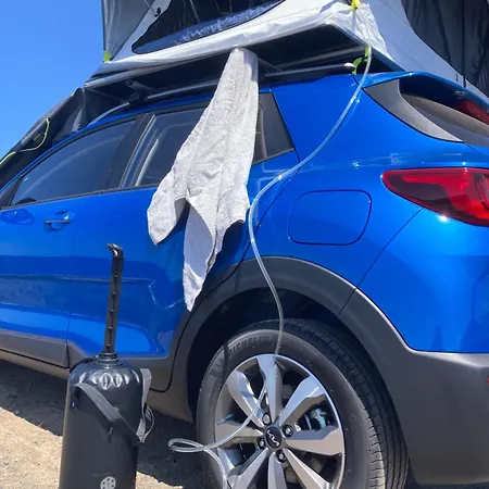 Rooftop Tent - The Views Of The Island 캠프장