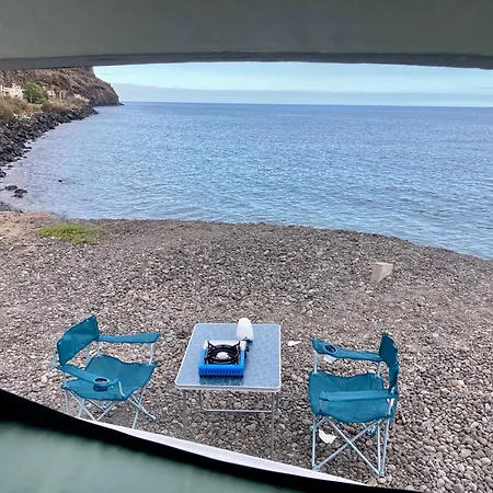 Rooftop Tent - The Views Of The Island Kemping *