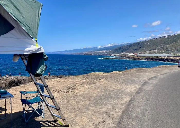 Rooftop Tent - The Views Of The Island مكان تخييم